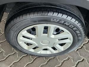 Suzuki Vitara Brezza 1.5 GL - Image 13