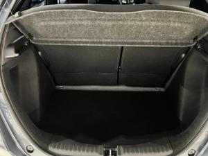 Honda Fit 1.5 Comfort - Image 8