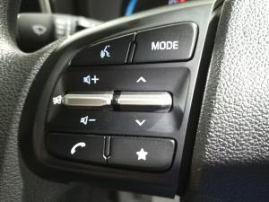 Hyundai Venue 1.2 Premium - Image 17