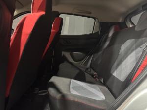 Renault Kwid 1.0 Techno manual - Image 17
