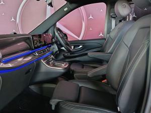 Mercedes-Benz V-Class V300d Exclusive - Image 11