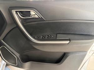 JMC Vigus Pro 2.0TD double cab 4WD - Image 6