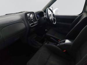 Nissan Hardbody NP300 2.5 TDi HI-RIDERD/C - Image 6