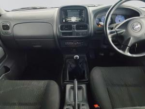 Nissan Hardbody NP300 2.5 TDi HI-RIDERD/C - Image 7