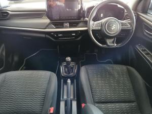 Suzuki Swift 1.2 GLX manual - Image 17