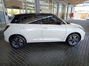 Suzuki Swift 1.2 GLX manual - Image 8
