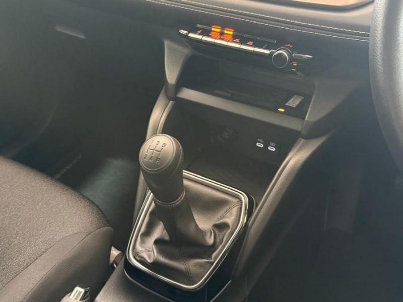 Suzuki Across Across 1.5 GL manual