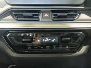 Suzuki Swift 1.2 GL+ auto - Image 12