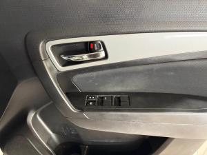 Suzuki Vitara Brezza 1.5 GLX - Image 7