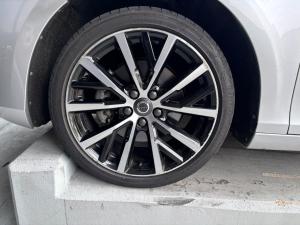 Volvo V40 D2 Momentum - Image 14