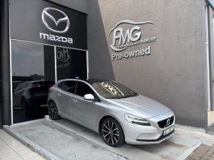 Volvo V40 D2 Momentum - Image 1