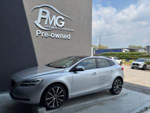 Volvo V40 D2 Momentum - Image 5