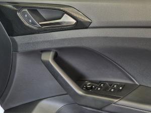 Volkswagen T-Cross 1.0TSI R-Line - Image 20