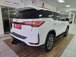 Toyota Fortuner 2.8GD-6 VX - Image 2