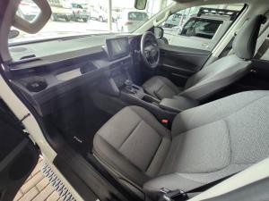 Toyota Hilux 2.8GD-6 double cab SRX 4x4 - Image 7