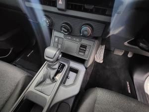 Toyota Hilux 2.8GD-6 double cab SRX 4x4 - Image 9