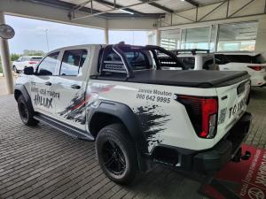 Toyota Hilux 2.8GD-6 double cab SRX 4x4 - Image 15