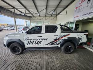 Toyota Hilux 2.8GD-6 double cab SRX 4x4 - Image 16