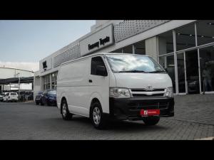Toyota Quantum 2.7 panel van - Image 1