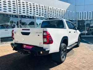 Toyota Hilux 2.8GD-6 double cab 4x4 Raider auto - Image 2