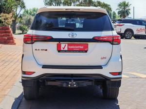 Toyota Fortuner 2.4GD-6 auto - Image 5