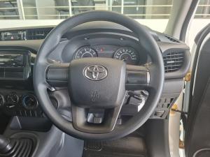 Toyota Hilux 2.4GD single cab S (aircon) - Image 8