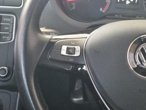 Volkswagen Polo sedan 1.4 Comfortline - Image 9