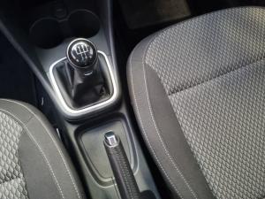 Volkswagen Polo sedan 1.4 Comfortline - Image 12