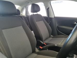 Volkswagen Polo sedan 1.4 Comfortline - Image 15