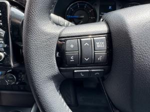Toyota Hilux 2.8GD-6 double cab Legend auto - Image 9
