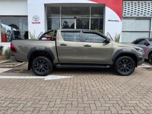 Toyota Hilux 2.8GD-6 double cab Legend auto - Image 3