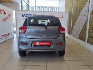 Toyota Vitz 1.0 XR manual - Image 5