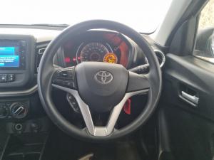 Toyota Vitz 1.0 XR manual - Image 8