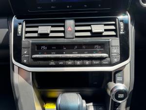 Toyota Land Cruiser 300 3.3D GX-R - Image 15