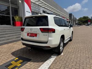 Toyota Land Cruiser 300 3.3D GX-R - Image 2