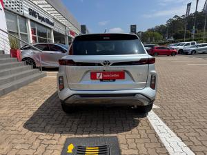 Toyota Urban Cruiser 1.5 XR manual - Image 5