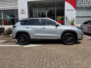 Toyota Urban Cruiser 1.5 XR manual - Image 3