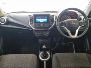 Toyota Vitz 1.0 XR manual - Image 6