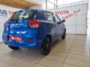 Toyota Vitz 1.0 XR manual - Image 2
