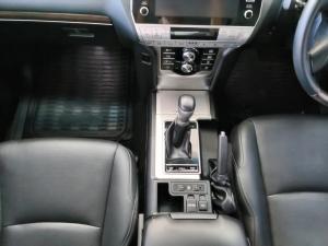 Toyota Land Cruiser Prado 2.8GD VX-L - Image 12
