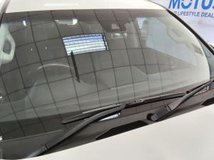 Toyota Land Cruiser Prado 2.8GD VX-L - Image 13