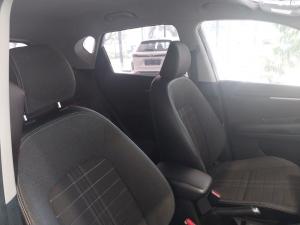 Kia Sonet 1.5 LX manual - Image 16
