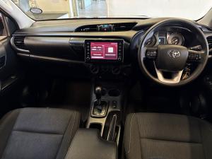 Toyota Hilux 2.4GD-6 double cab Raider auto - Image 6
