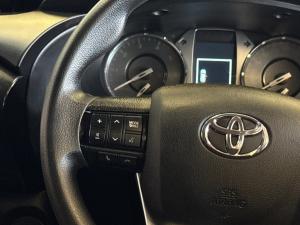Toyota Hilux 2.4GD-6 double cab Raider auto - Image 9