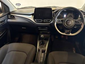 Suzuki Baleno 1.5 GLX manual - Image 6
