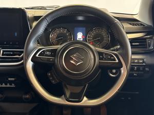Suzuki Baleno 1.5 GLX manual - Image 8