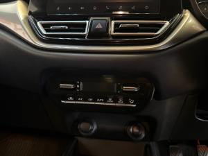 Suzuki Baleno 1.5 GLX manual - Image 15