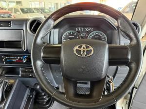 Toyota Land Cruiser 79 2.8GD-6 single cab auto - Image 8