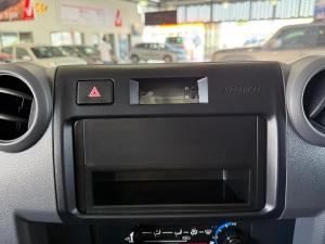 Toyota Land Cruiser 79 2.8GD-6 single cab auto - Image 9