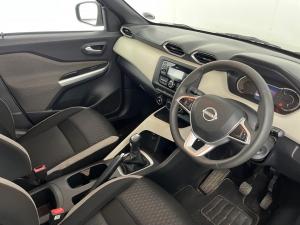Nissan Magnite 1.0 Visia AMT - Image 8